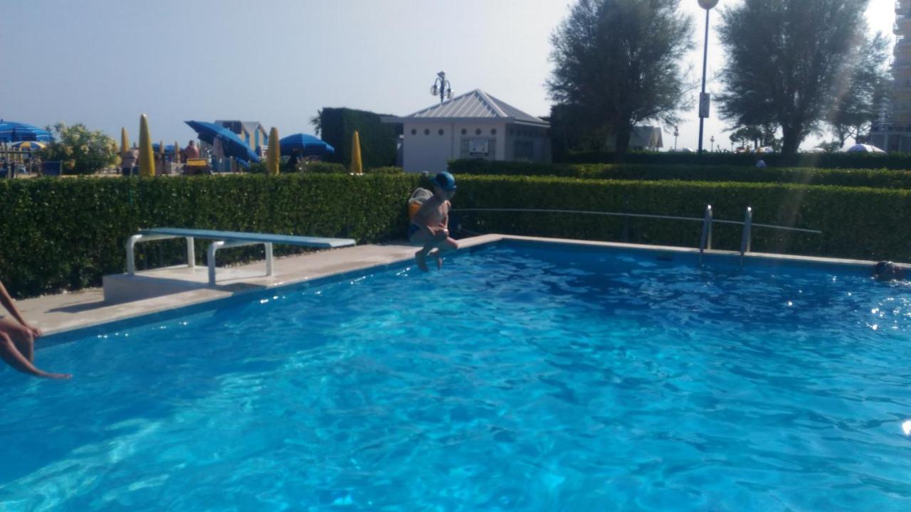 Apartmán Blue Moon Penthouse Lido di Jesolo Exteriér fotografie