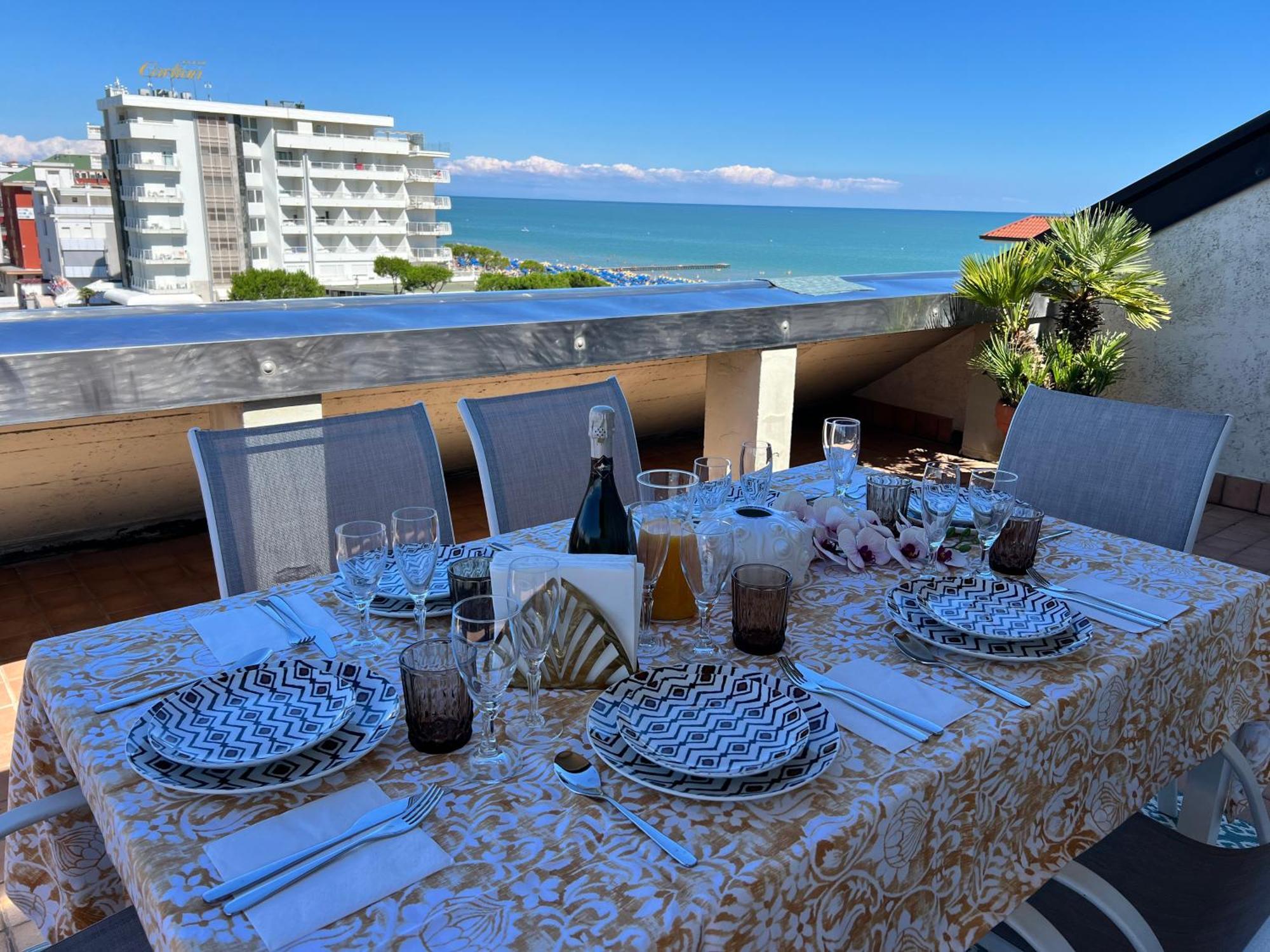 Apartmán Blue Moon Penthouse Lido di Jesolo Exteriér fotografie